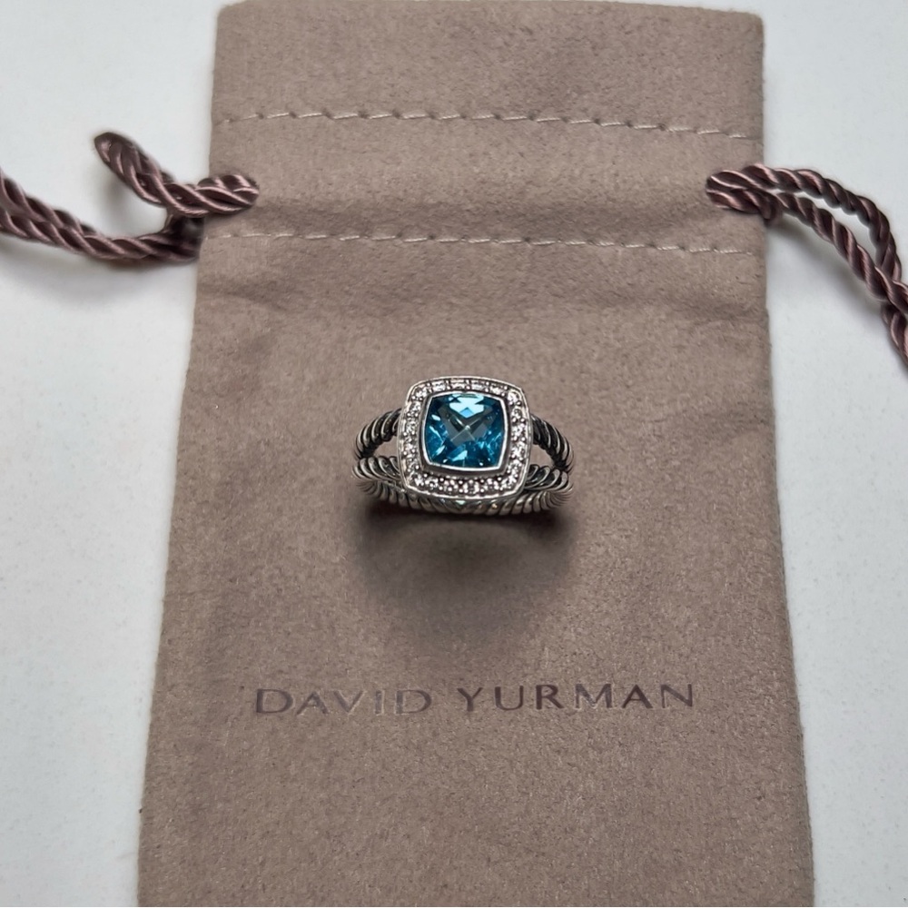 David Yurman Petite Albion Ring 7mm Blue Topaz in Size 5.5